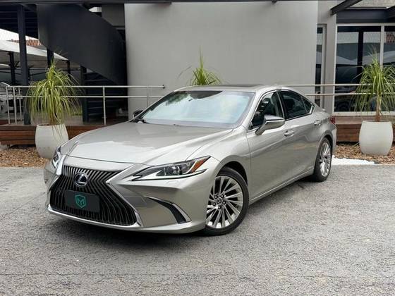 LEXUS ES 300h 2.5 16V HÍBRIDO CVT LEXUS ES 300h 2.5 16V HÍBRIDO CVT